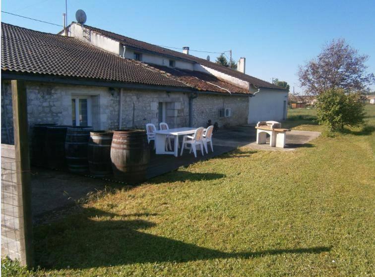 La Pommeraie Jonzac Exterior photo